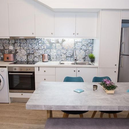 Stylish, Comfortable, Basement Loft-Like Apartment With Amenities Athens Ngoại thất bức ảnh