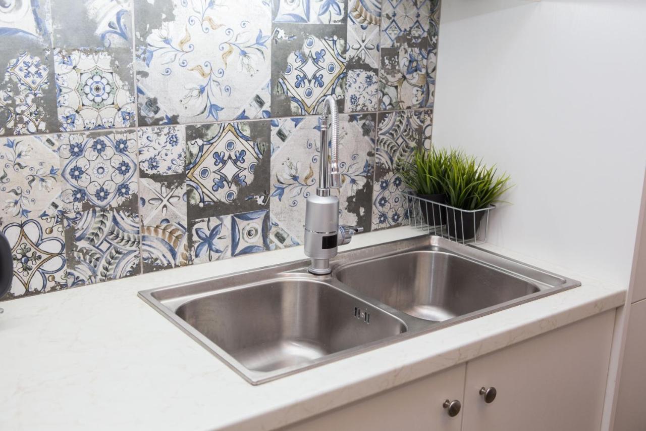 Stylish, Comfortable, Basement Loft-Like Apartment With Amenities Athens Ngoại thất bức ảnh