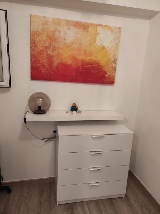 Stylish, Comfortable, Basement Loft-Like Apartment With Amenities Athens Ngoại thất bức ảnh