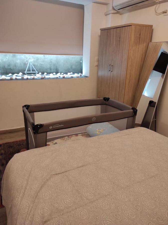 Stylish, Comfortable, Basement Loft-Like Apartment With Amenities Athens Ngoại thất bức ảnh