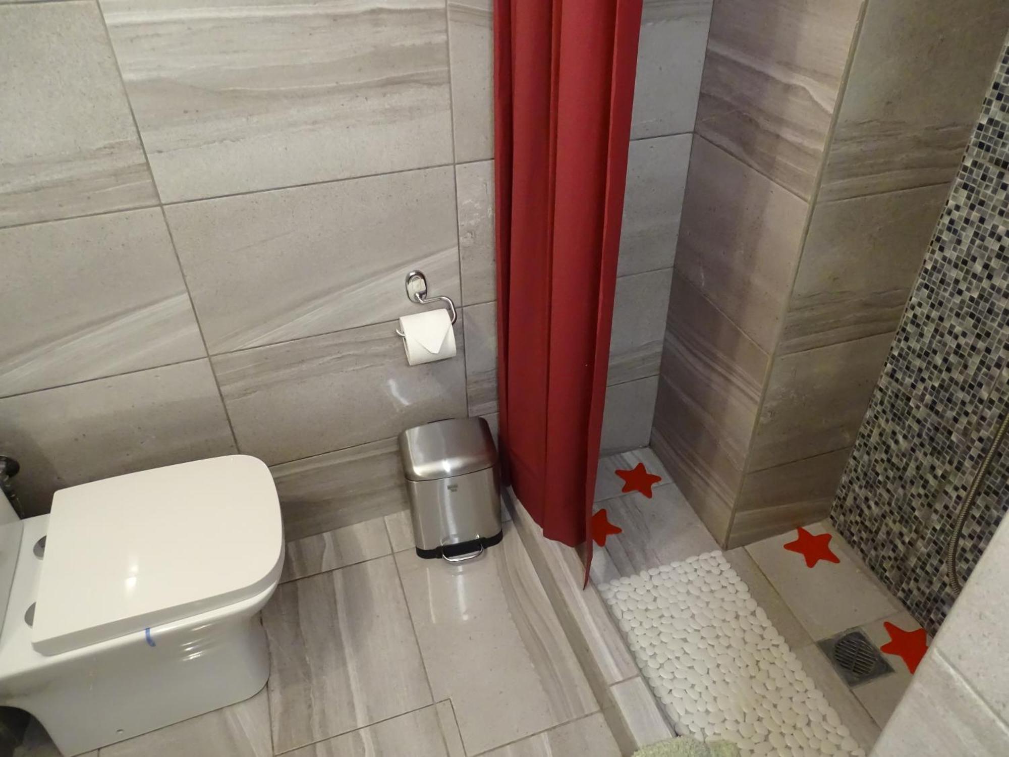 Stylish, Comfortable, Basement Loft-Like Apartment With Amenities Athens Ngoại thất bức ảnh