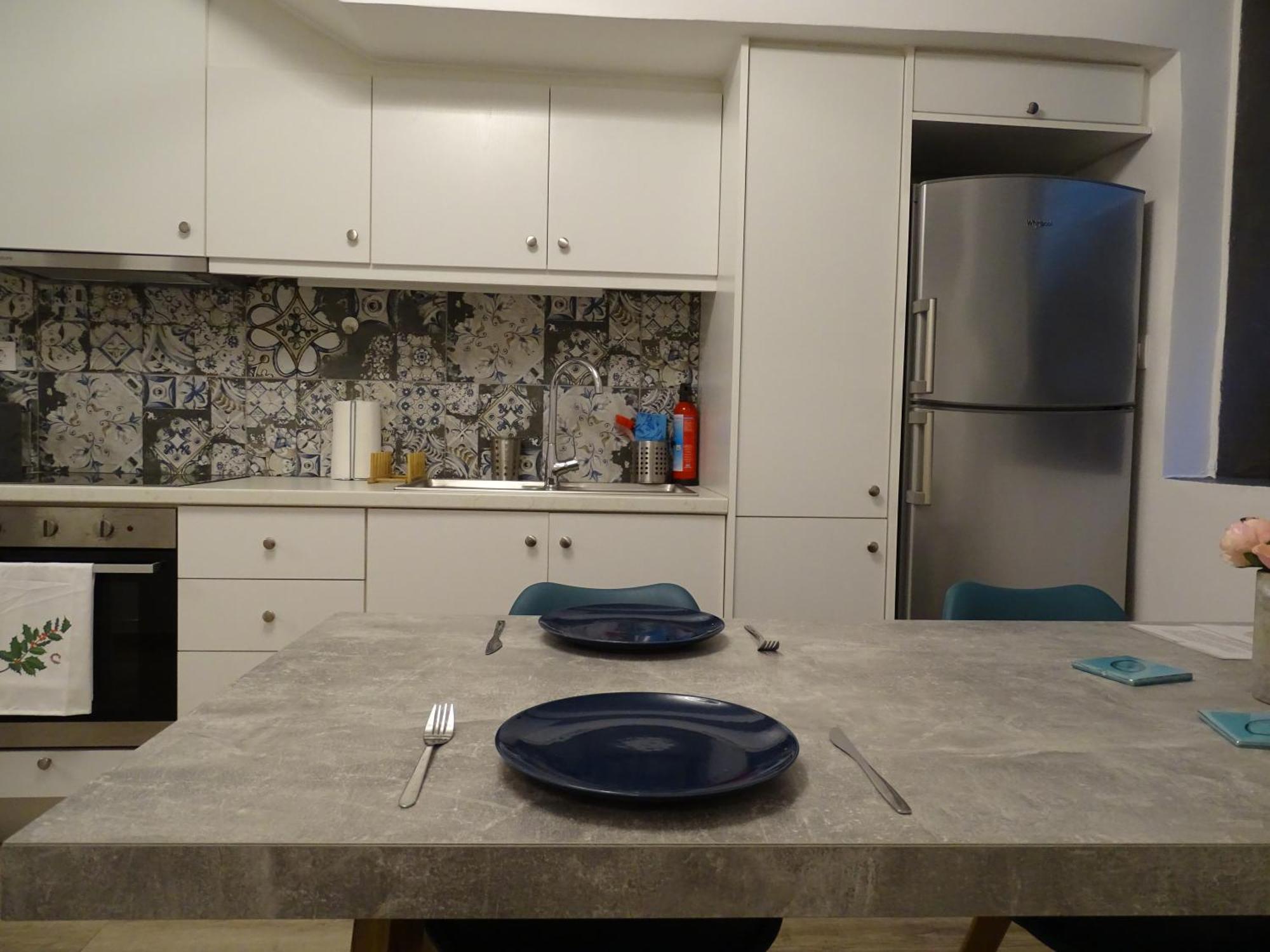 Stylish, Comfortable, Basement Loft-Like Apartment With Amenities Athens Ngoại thất bức ảnh